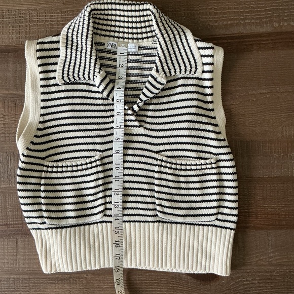 Zara Black and White Striped Knit Top Front Pockets and Collar - Picture 5 of 7